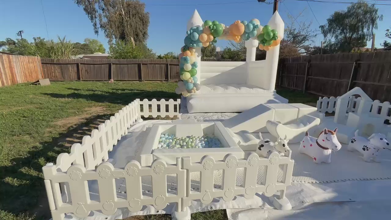 Pooh Bear Balloon Arch & Balloons on Jumper
